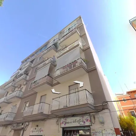 アパート Home Trani